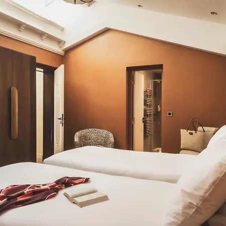 Parc Victoria Aparthotel 4*