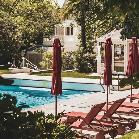 Ξενοδοχείο με διαμερίσματα Parc Victoria 4*